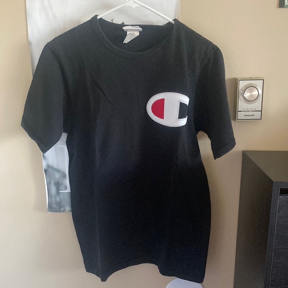 CHAMPION STITCHED TEE